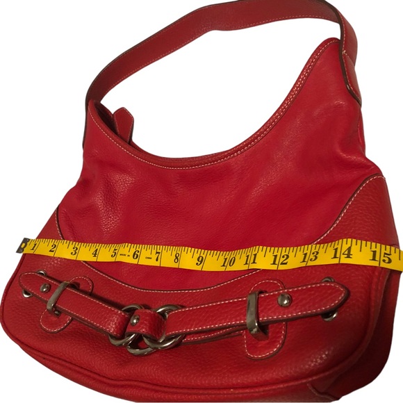 WILSONS LEATHER - Genuine Leather Red Handbag with Chrome Buckle‎ Detail - Picture 9 of 11